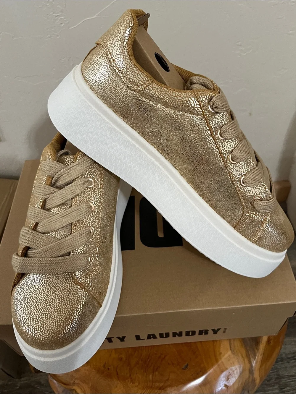 Dirty Laundry Record Metallic Champagne Gold Platform Sneakers NWB size 9